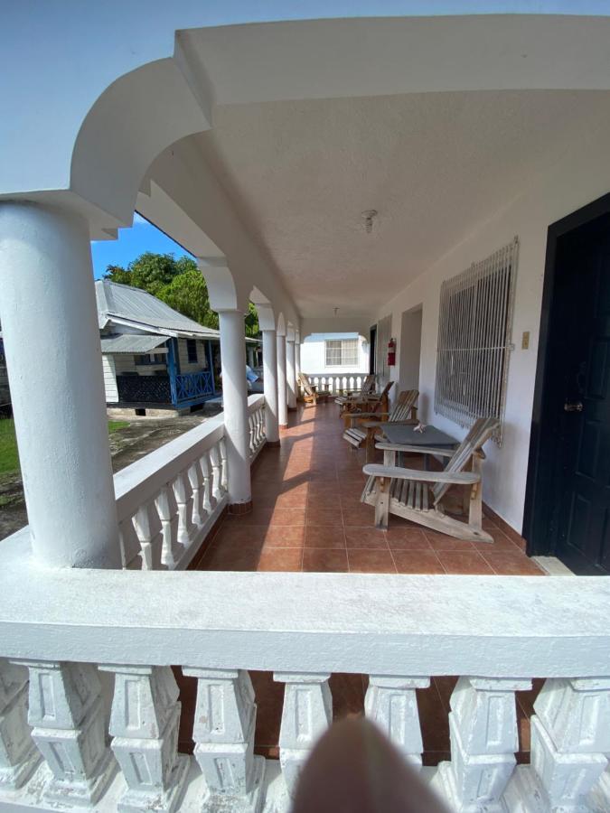 Westport Cottage Negril Exterior photo