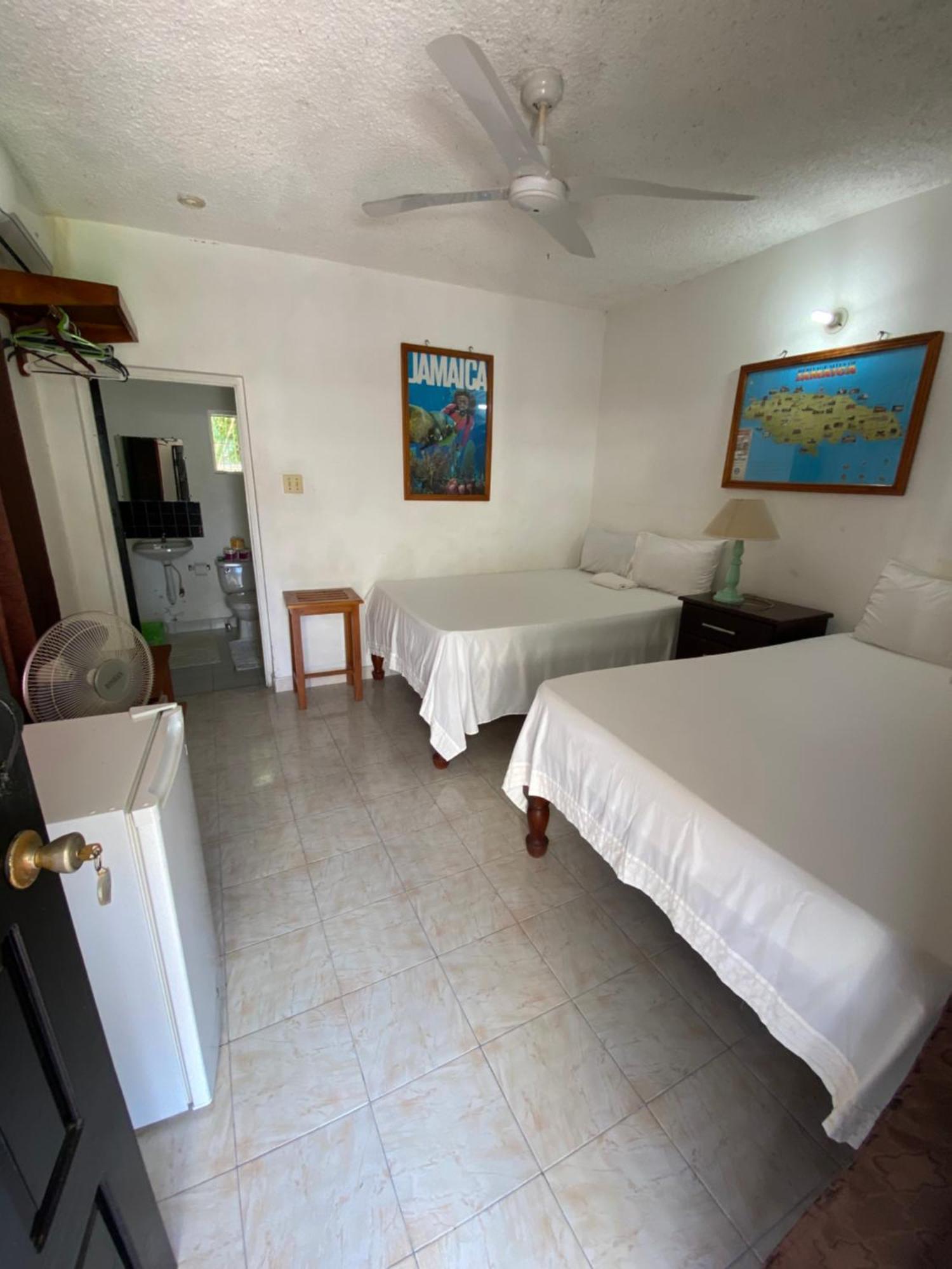 Westport Cottage Negril Room photo